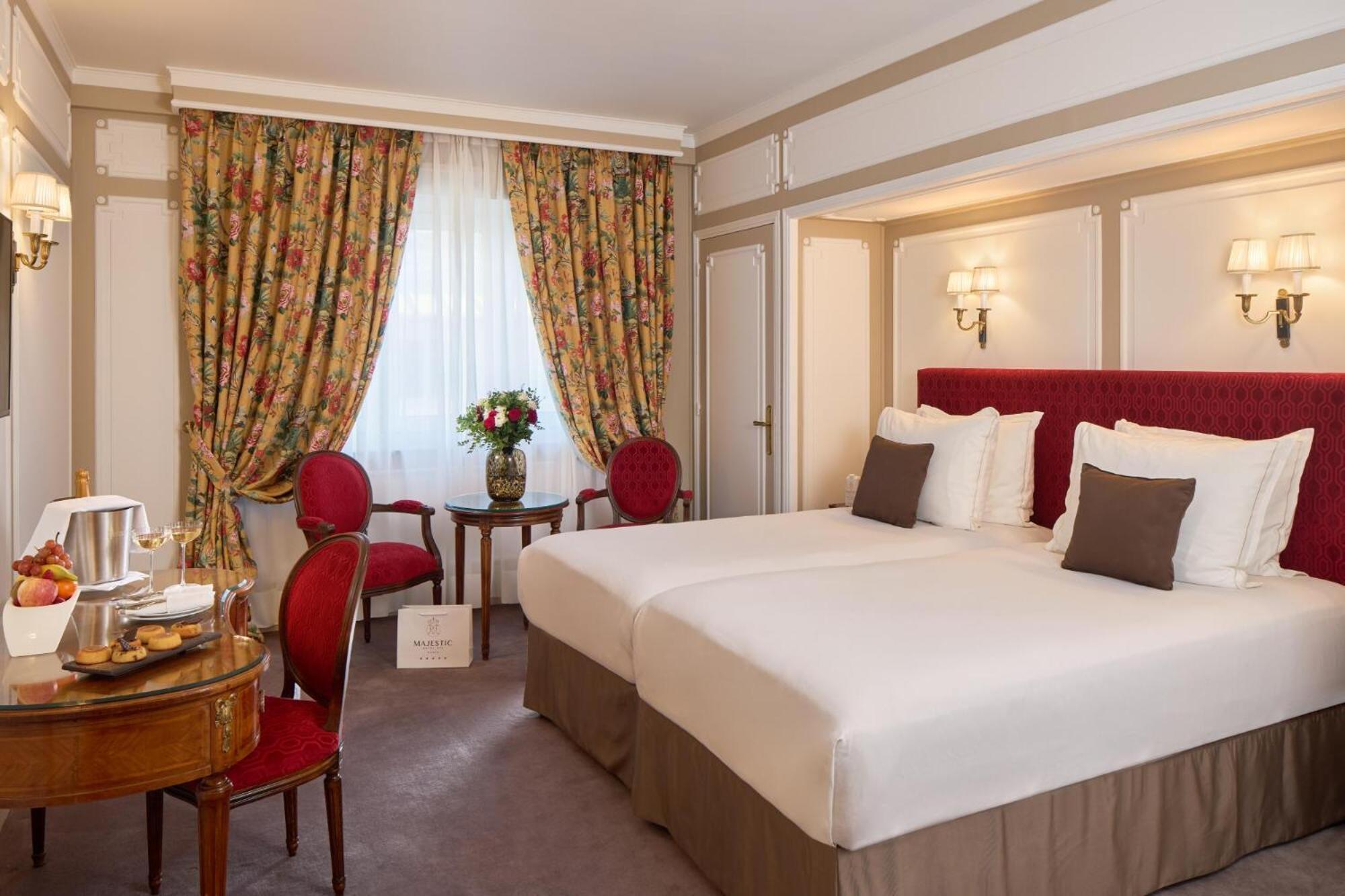 Superior Room,1499149279:JPEG